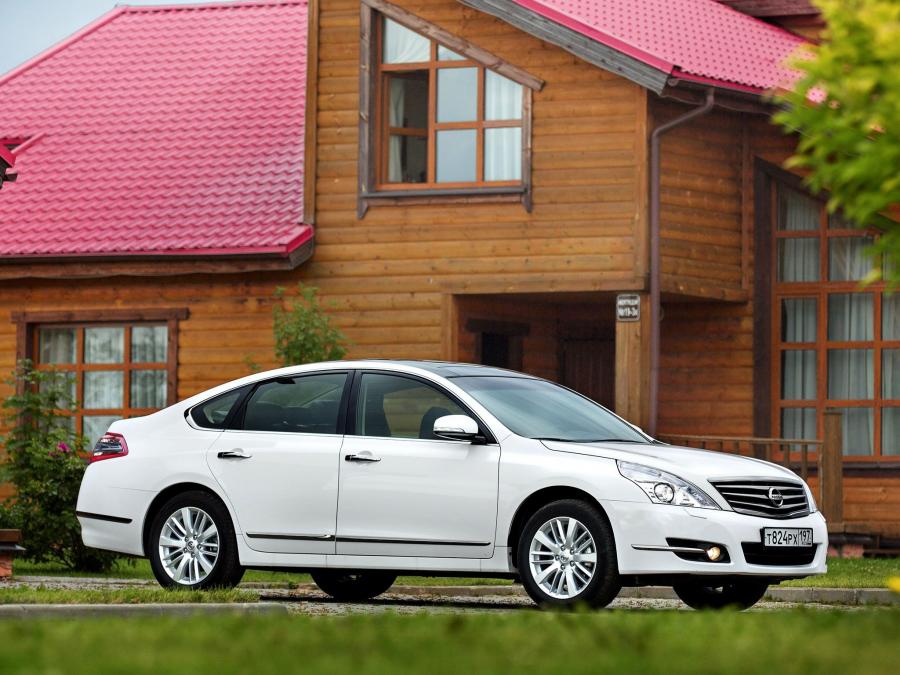  Nissan Teana 2011 года  (фото 2 из 10)